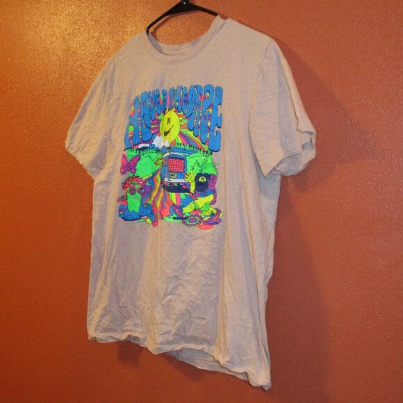 Nike Woman Large Brown Blue Yellow Green Graphic Short Sleeve Shirt - Picture 4 of 7